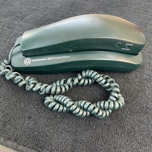 Vtg Freedom Phone Southwestern Bell Green Teal Pushbutton Wall Or Desk #FC 2448